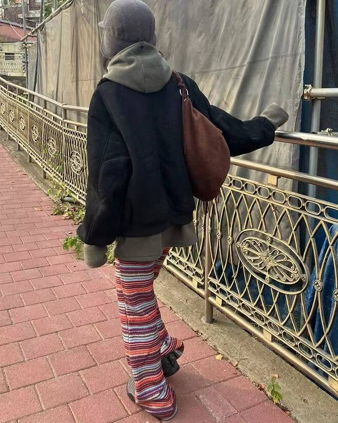 百搭糖果色喇叭褲