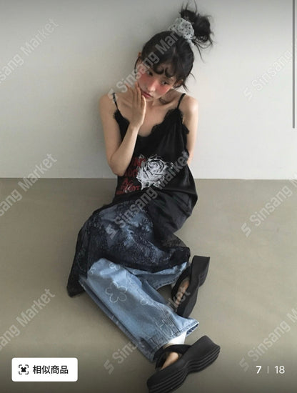 玫瑰緞面連衣裙