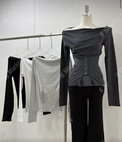 露肩修腰扣上衣