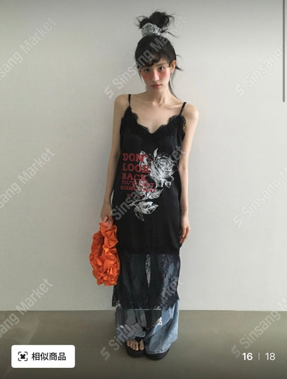 玫瑰緞面連衣裙